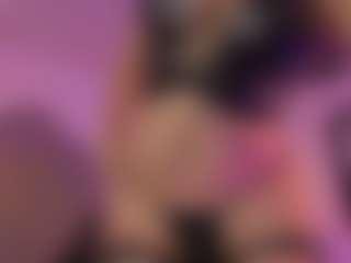cloe-yeraldy's Live Sex Cam Show