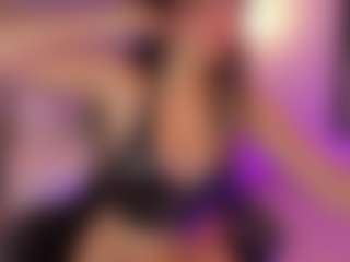 cloe-yeraldy's Live Sex Cam Show