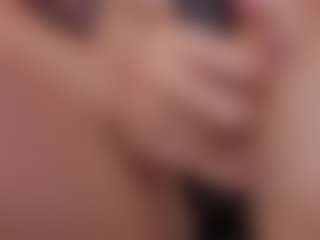 cloe-yeraldy's Live Sex Cam Show