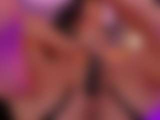 cloe-yeraldy's Live Sex Cam Show