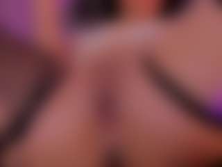 cloe-yeraldy's Live Sex Cam Show