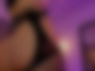 cloe-yeraldy's Live Sex Cam Show