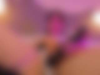 cloe-yeraldy's Live Sex Cam Show
