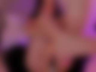 Live cam show with cloe-yeraldy - Latina Petite on https://playwithruby.com | colombia