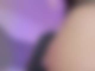 Live cam show with cloe-yeraldy - Oil on Mixed Magazine Live