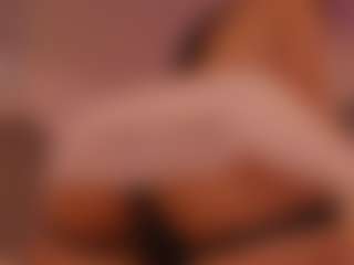 cloe-yeraldy's Live Sex Cam Show