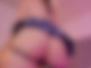 cloe-yeraldy's Live Sex Cam Show