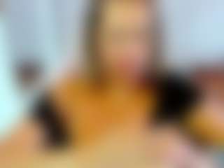 Live cam show with DianaGoddess87 - Glasses on Chatstar