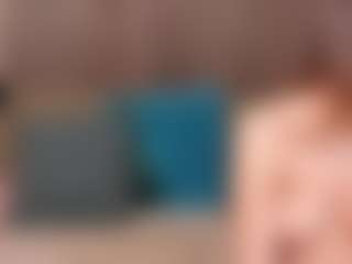 Live cam show with VanessaSweet00 - Strip on Streamer API