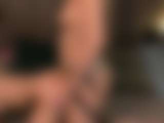 Live cam show with VanessaSweet00 - Strip on TeamSkeetLive