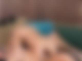 Live cam show with VanessaSweet00 - Moaning on Free Soda