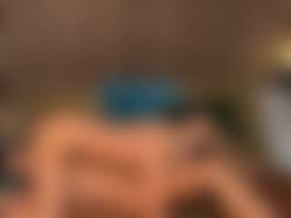Live cam show with VanessaSweet00 - Foot Fetish on Uber Horny