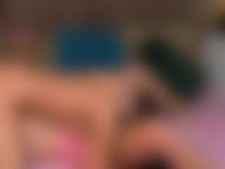 Live cam show with VanessaSweet00 - Dirty Talk on CamClone