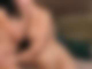 Live cam show with VanessaSweet00 - Moaning on madthumbs
