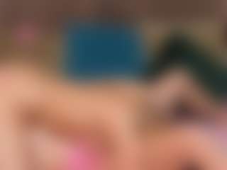 Live cam show with VanessaSweet00 - Orgasm on CamClone