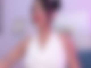 Live cam show with Abby-Stone - Average on CSO-WL
