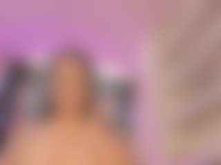 Live cam show with ALICIA - Average on madthumbs