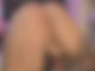 Live cam show with ALICIA - Curvy MILF on anonymated.com