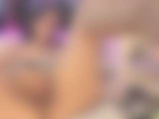 ALICIA MILF webcam performer live streaming