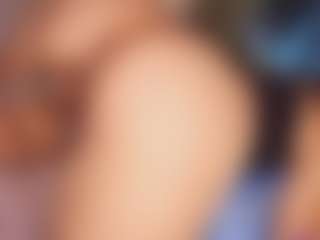 Live cam show with Amy Black - Petite on googirlz | colombia
