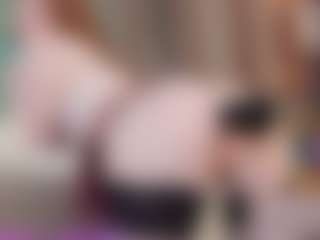 Live cam show with RedheadAlice - Double Penetration on live18s.com