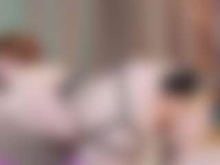 Live cam show with RedheadAlice - Green Eyes on xDating