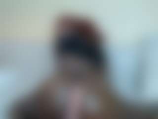 Live cam show with Diva - Ass Clapping on SmokeAndPoke