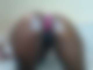 Live cam show with Diva - Ebony Blowjob on Porn Luv