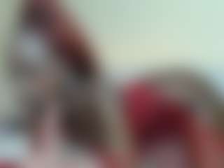 Live cam show with Diva - Thick on Dolls Live