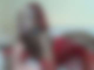 Live cam show with Diva - Petite on AdultVida.com