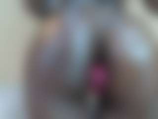 Live cam show with Diva - Ebony Big Ass on AdultVida.com