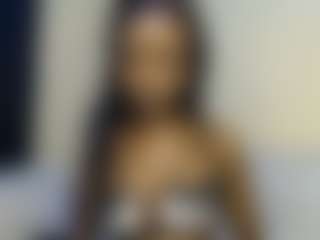Live cam show with Diva - Brown Eyes on madthumbs