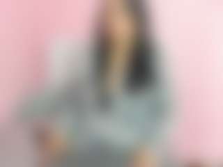 Live cam show with Tiffanny-Rose - Living Room on 1on1-livenow