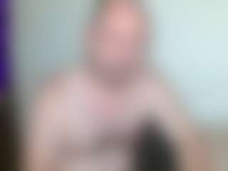 Live cam show with JohanBarker - Cock Rating on Gym Cam Girls