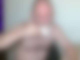 Live cam show with JohanBarker - White on CamwithHer | serbia