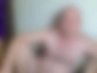 Live cam show with JohanBarker - Cock Rating on madthumbs