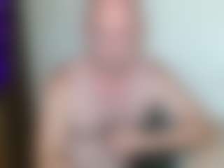 Live cam show with JohanBarker - Blowjob on Camsoda