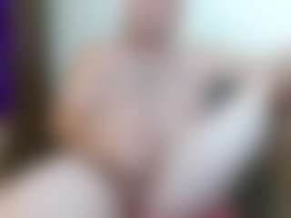 Live cam show with JohanBarker - Cock Rating on Camsoda