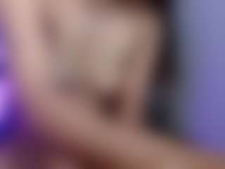 Live cam show with sharick-diamond - Brown Hair on boobsie.com