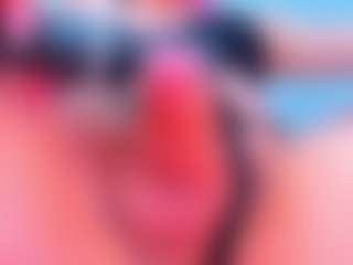 Live cam show with Aisha-Sanzz - HD on Camsoda