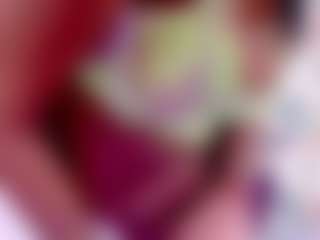 Live cam show with EroticSexyStripper - Brown Eyes MILF on Uber Horny
