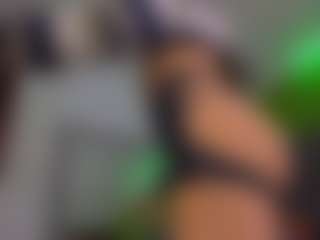 gigibadassxx's Live Sex Cam Show