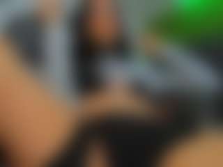 gigibadassxx's Live Sex Cam Show