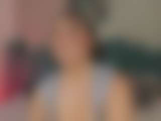 Live cam show with Kathia Hot - Nipple Piercings on studioflirtlive.com