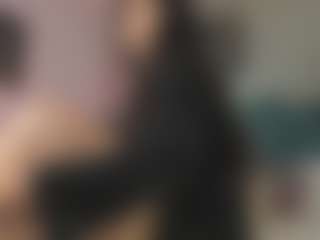 Live cam show with Kathia Hot - Camel Toe on Sweet Sext