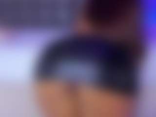 Live cam show with megan-woll - Body Massage on live18s.com