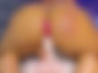 Live cam show with megan-woll - Fingerass on camwithhim.com