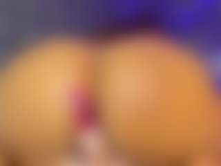 Live cam show with megan-woll - Spankass on makecum.org