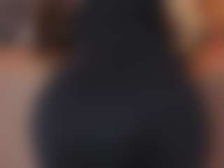 Live cam show with megan-woll - Interactivetoy on studioflirtlive.com