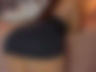 Live cam show with megan-woll - Fingerass on Livezox